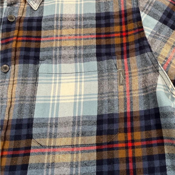 Eddie Men’s Bauer Blue and White Flannel Casual Button Down Shirt - Picture 3 of 5